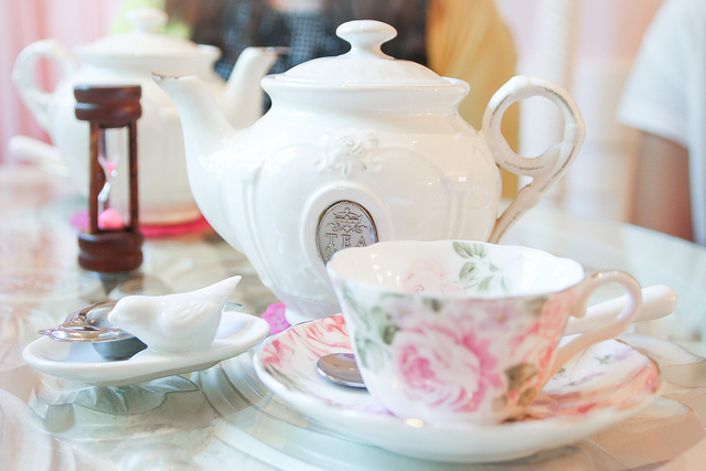 Floral tea set